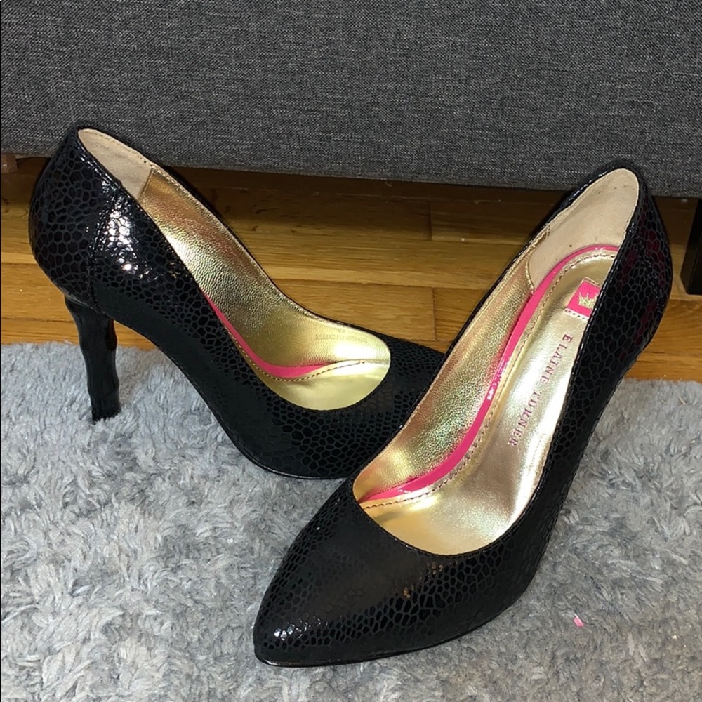 Elaine Turner - Elizabeth pump